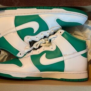 Nike Emerald and White High-Tops